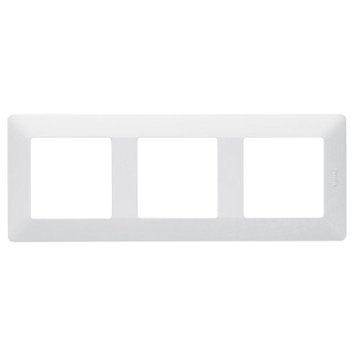 Рамка 3-м Valena Life универсальная бел. 754003